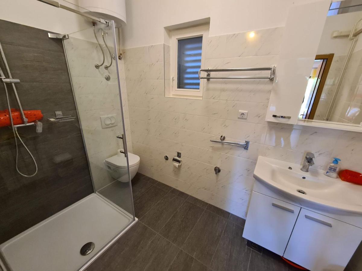 מדולין Apartments Ana מראה חיצוני תמונה