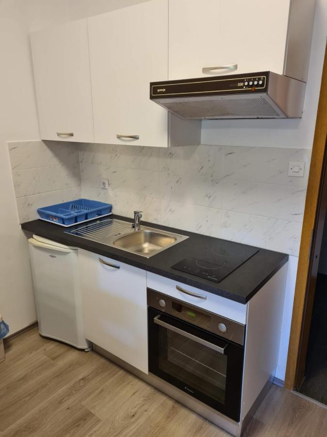 מדולין Apartments Ana מראה חיצוני תמונה
